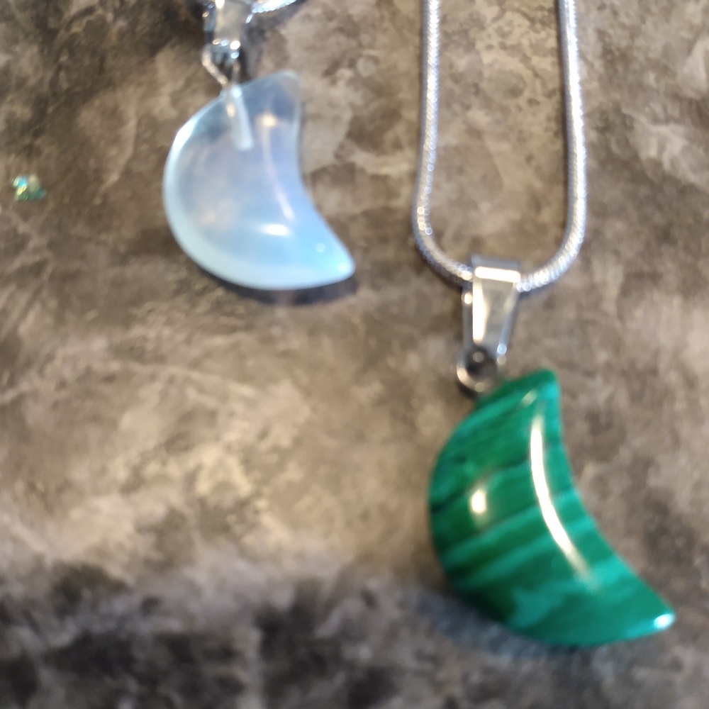 Moon crescent necklace